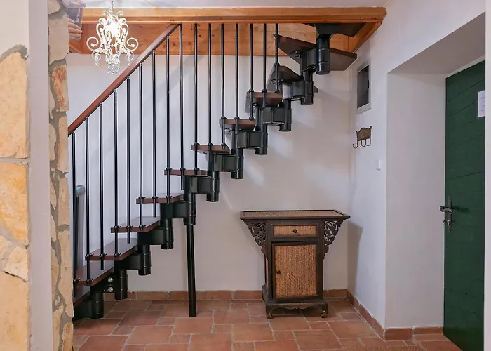 Casa * Stifanići
