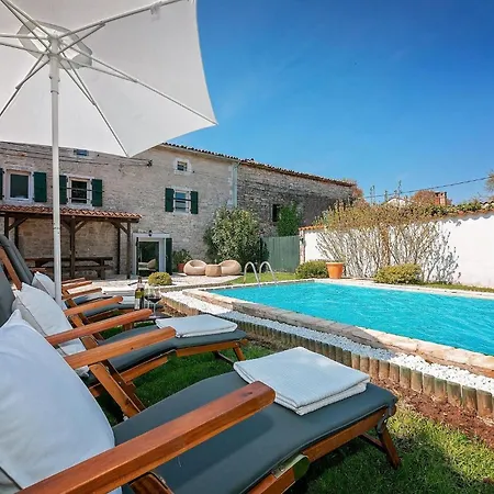 Casa بيت للعطل